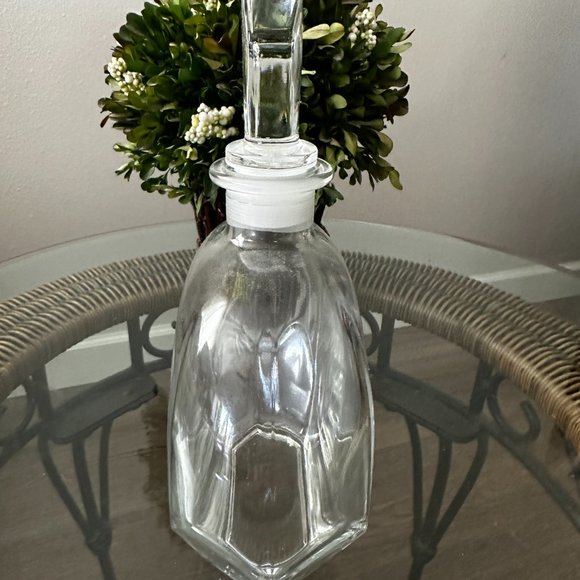 Vintage Luigi Bormioli 9" Light & Music Crystal 9" Decanter Made in Italy - Picture 2 of 7